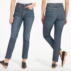 Everlane medium wash cheeky slim straight leg jean